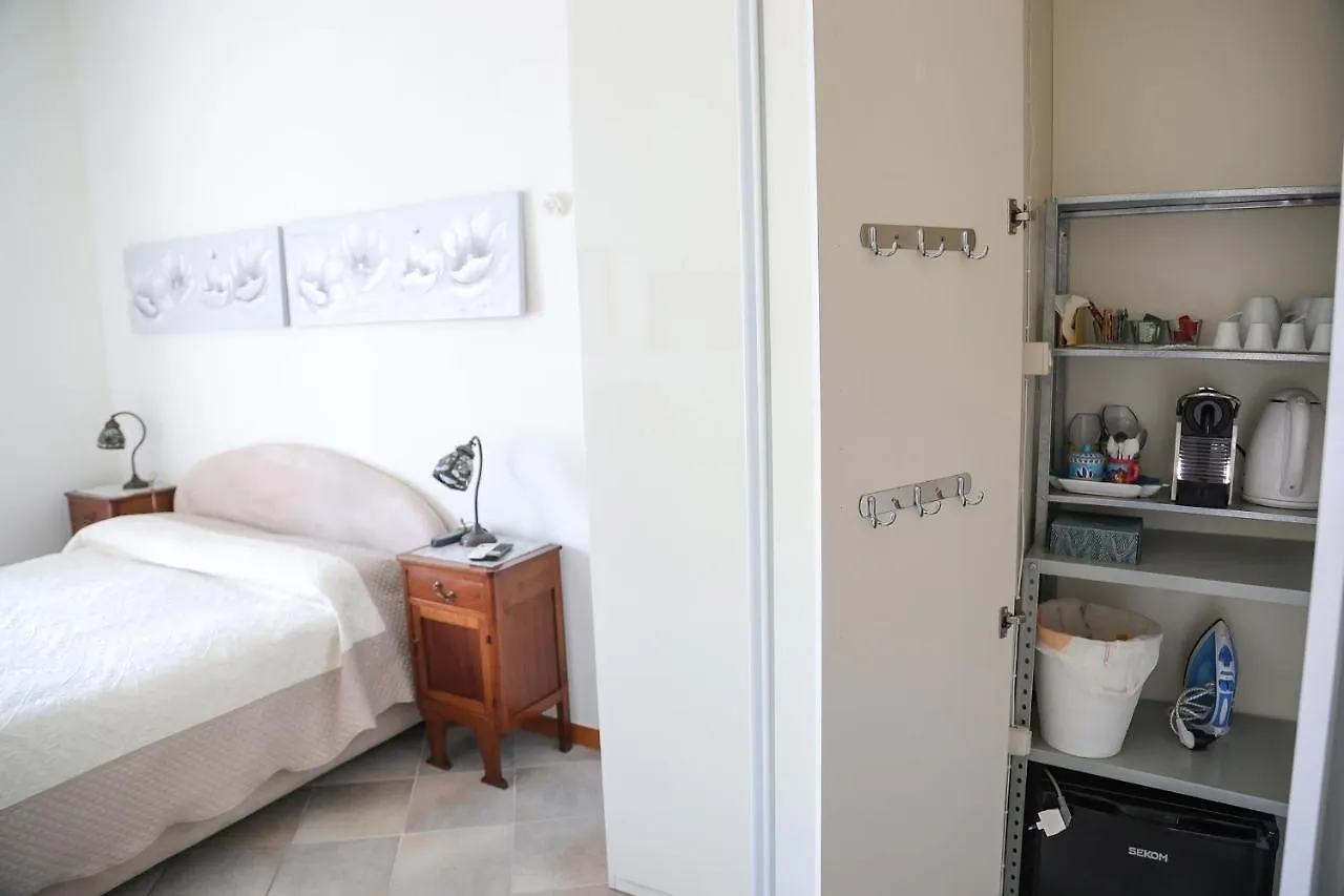 Homestay Smile In Toledo Apartment Naples Italy